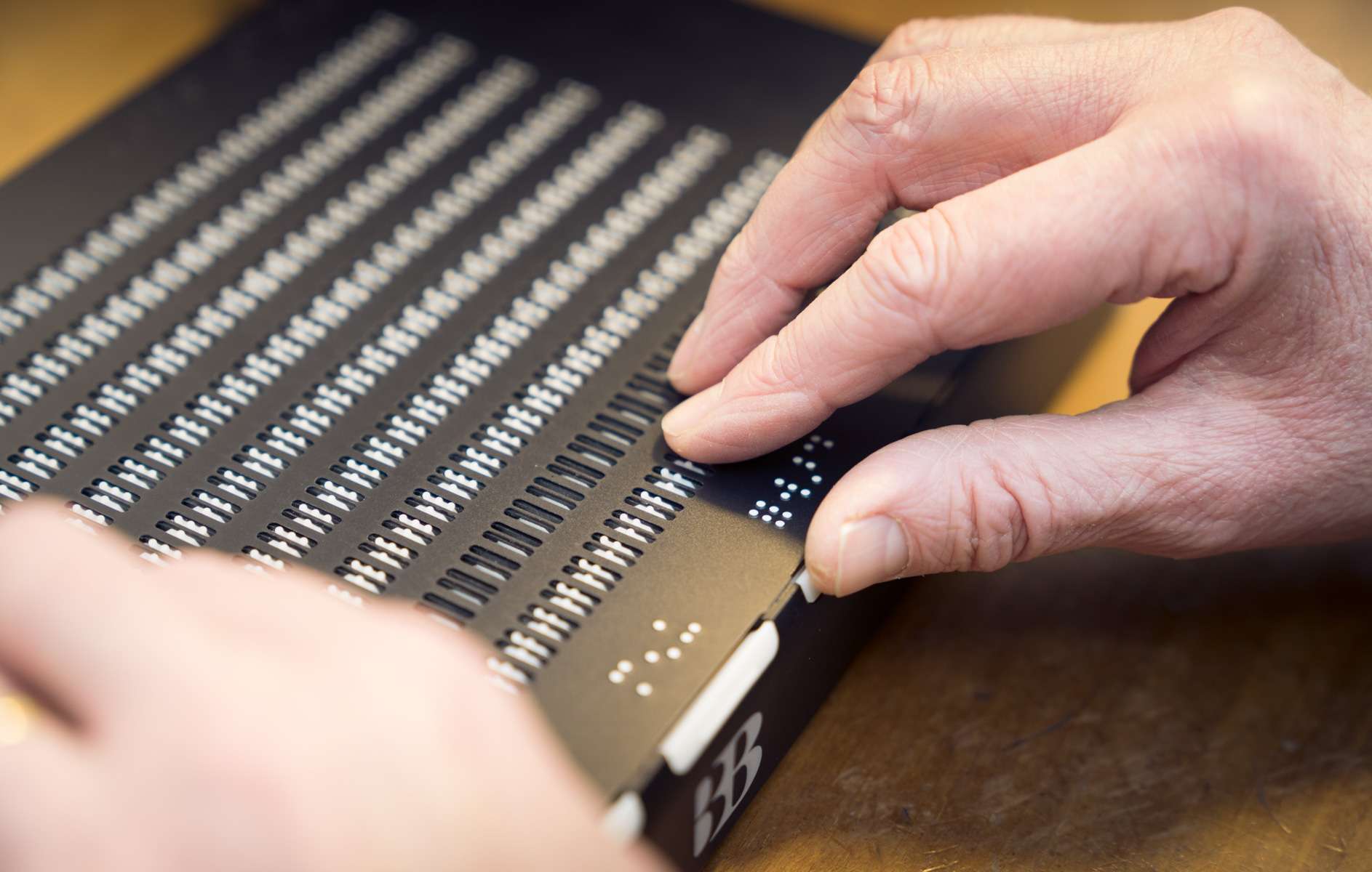 World s First Multiline Braille E reader Gives More People Access To 